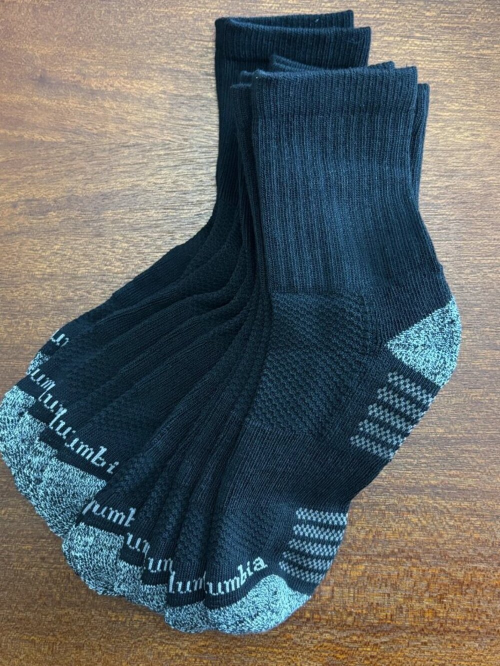 NWOT 6 Pairs of Columbia Black & Grey Socks